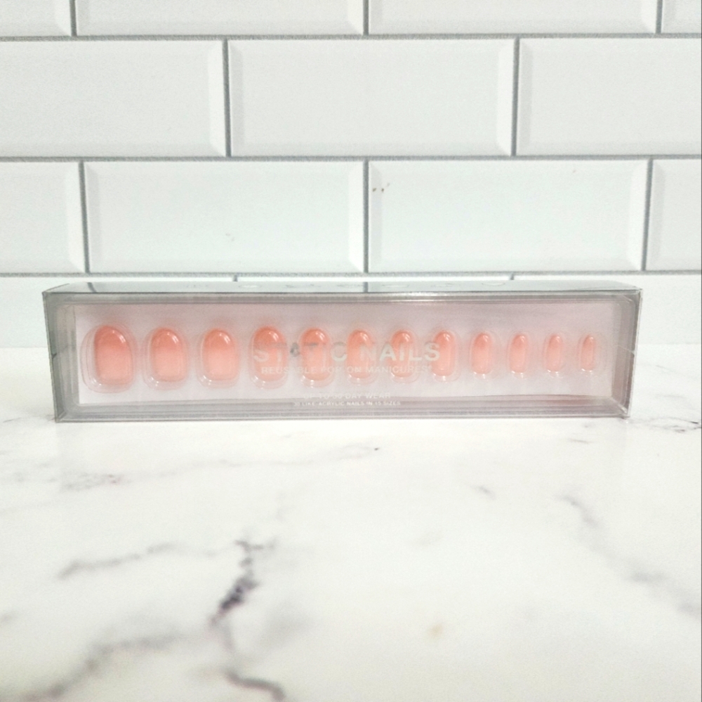 Static Nails Reusable Pop-On Manicure